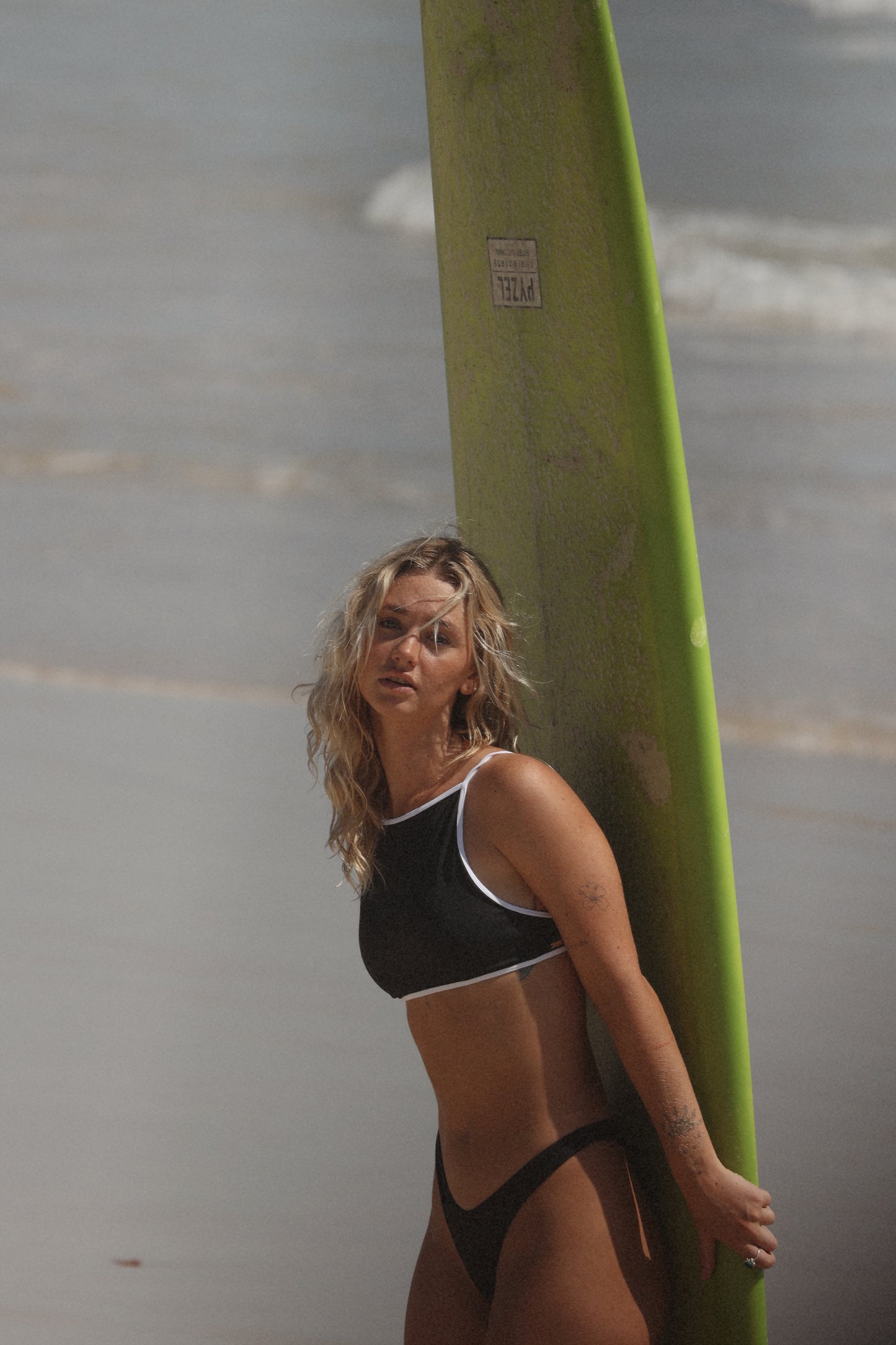 OCEANA SPORTY TOP - BLOCK COLOR