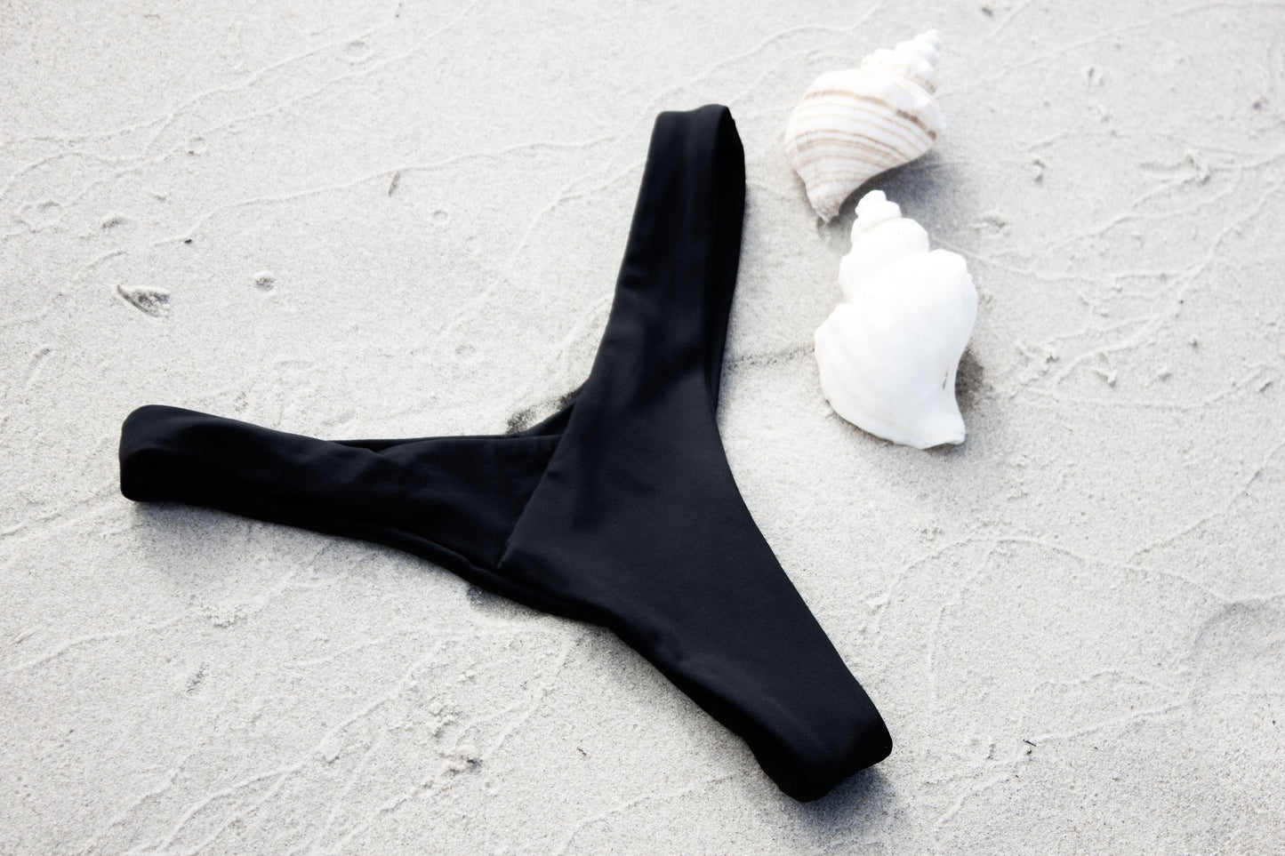 ARTICO BIKINI BOTTOM - MOON BLACK